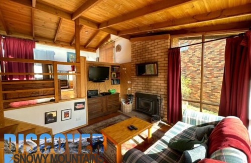 Anglers Reach Apartment | Perfect Little Retreat - Summer or Winter!
