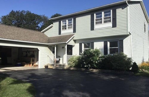 Saratoga Springs House | Perfect location in Saratoga Springs