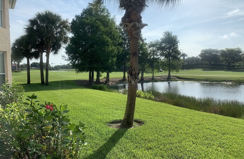 Heritage Palms Condo | Perfect location close to the main club, activity center and neighborhood pool