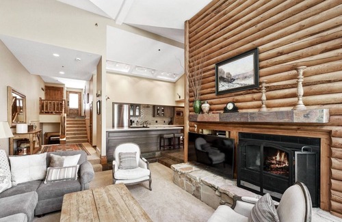 Deer Valley House | Perfect location for your ski vacation! Walk to PC Main Street or Deer Valley!