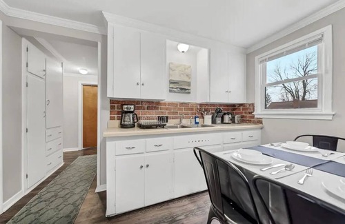 Hamburg Apartment | Perfect Location in Heart of Village