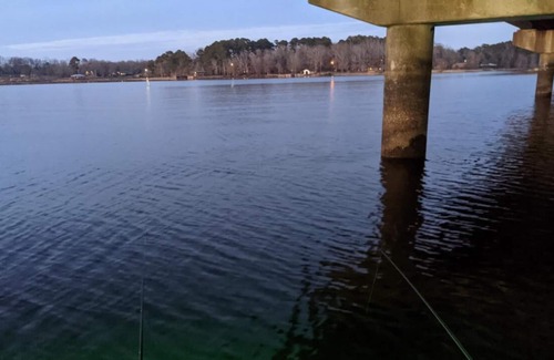 Negreet House | Perfect Location - Toledo Town - Mid Lake @ Pendleton Bridge on Louisiana side