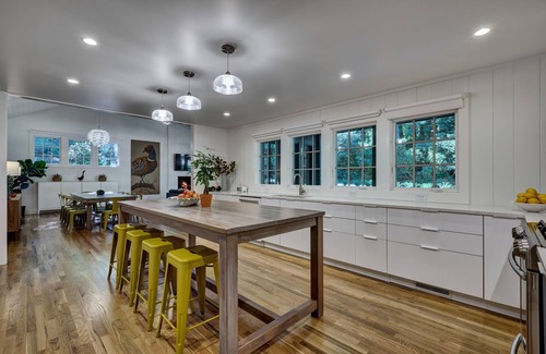 Highlands House | PERFECT LOCATION-True Walk To Town!