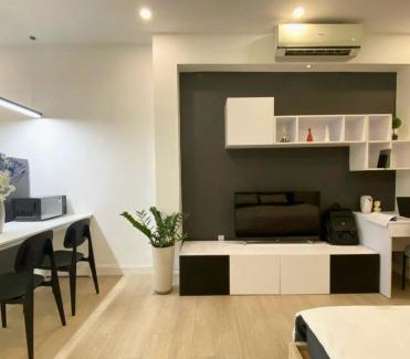 Phuong 8 Apartment | Perfect Location, City Center