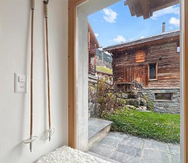 Sarreyer Apartment | Perfect Lodge 10 mns from Verbier, Swiss Alps