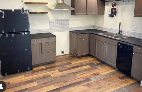 Bozeman Apartment | Perfect low key location, minutes from the airport. On the outskirts of town.