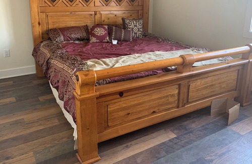 Bozeman Apartment | Perfect low key location, minutes from the airport. On the outskirts of town.