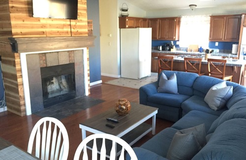 Wofford Heights House | Perfect Mountain Getaway with Panoramic Views!
