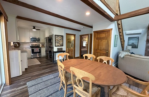 Harwich House | Perfect on Long Pond
