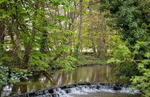 Thornton Dale Apartment | Perfect Pad for Two in Pretty Village Location/Pass the Keys