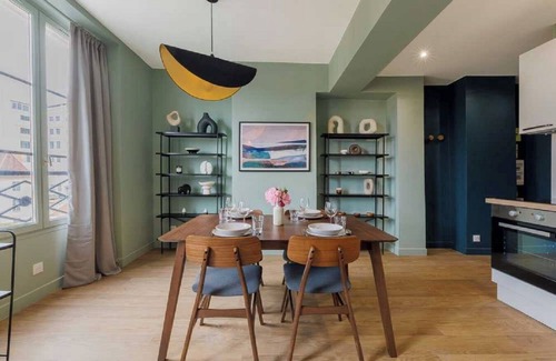 Notre-Dame-des-Champs Apartment | Perfect Paris Stay: One Bedroom Apartment On Rue De Sèvres