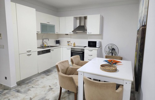 Gumussuyu Mahallesi Apartment | Perfect Residence Taksim with pool