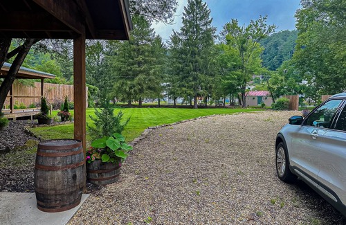 Sylva Apartment | Perfect retreat for travelers seeking a luxurious getaway