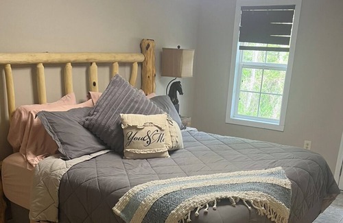 Rogers Other | Perfect RRG Location - Farmhouse with hot tub
