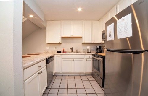 Tallahassee House | Perfect Safe Home Near FSU Stadium/Resturants