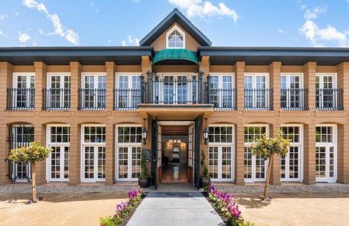 Santa Rosa Apartment | Perfect Santa Rosa Escape at Historic Stonehouse!