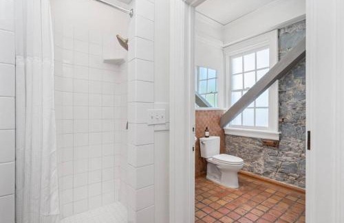 Santa Rosa Apartment | Perfect Santa Rosa Escape at Historic Stonehouse!