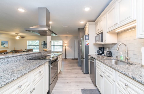 Crystal River House | Perfect Scalloping HQ. No obstructions. Relaxing.n