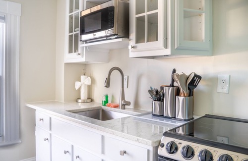 Hampton Hotel | Perfect second floor beachside family suite!