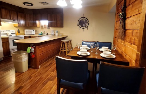 Chalet Village House | Perfect spot for all the skiing enthusiasts out there!