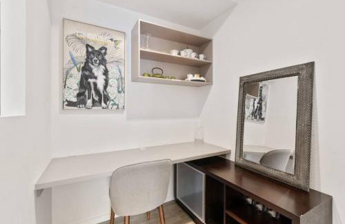 Indooroopilly Apartment | Perfect Spot Near CBD n UQ Spacious 2Beds Apt