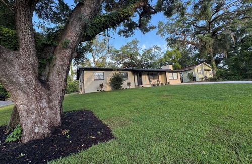 Tallahassee House | Perfect Stay Near FSU, FAMU & TCU –Comfort, Convenience & Game Day Ready
