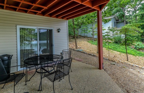 Hot Springs Village House | Perfect Vacation Home With Wifi, Gas Grill, and Boat Dock With Slip - Unit 0962 by Redawning