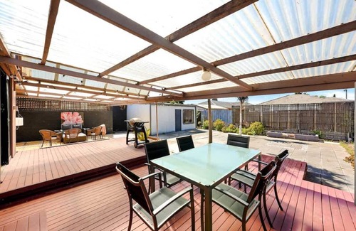 Hoppers Crossing House | Perfectly Located Family Home in Hoppers Crossing!