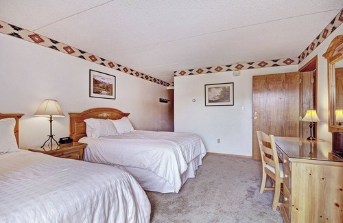 Copper Mountain Village Hotel | Perfectly Located Hotel Room in Heart of Copper! VS440H