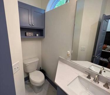 Bentonville Villa | Perfectly located 2 bed/2 full bathroom/1 sofa bed