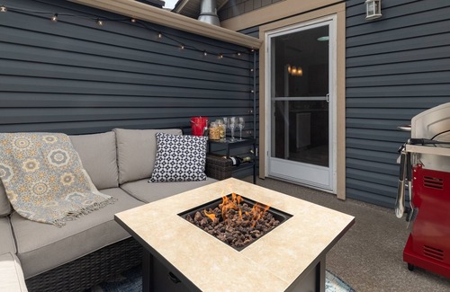 East Hill Apartment | Perfectly located, four season family getaway!