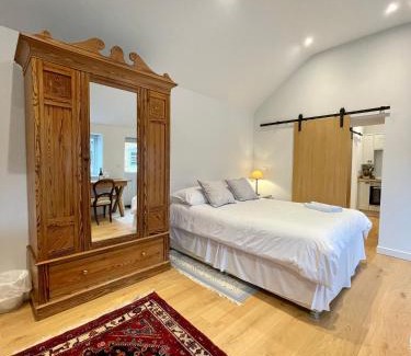 Great Brington House | Perfectly Sized 1-bedroom Guest House