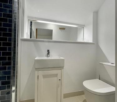 Great Brington House | Perfectly Sized 1-bedroom Guest House