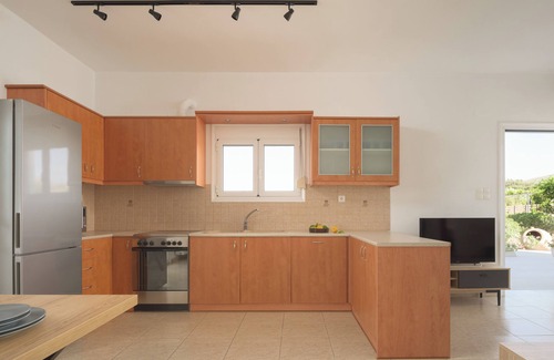 Rethymno Villa | Perivoli SeaView Cottage, a Rural Bliss of Nature, Close to tavernas & beach