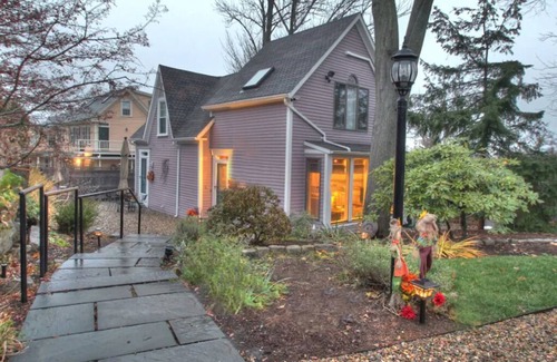 Rockport Cottage | PERIWINKLE COTTAGE #2 - OPEN ALL YEAR - walk to everything, parking, wifi, quiet