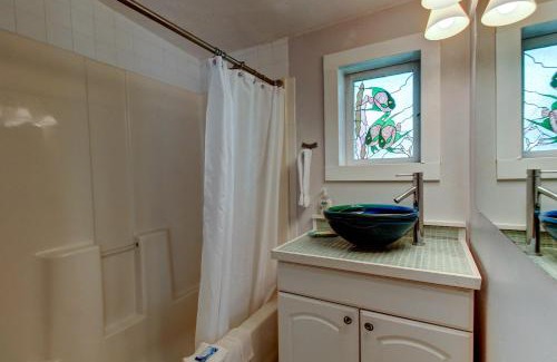 Pacific Beach House | Periwinkle