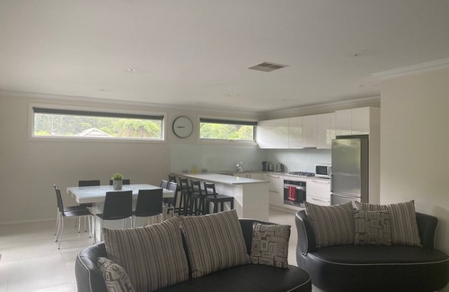 Warburton House | Perlend Retreat in Warburton