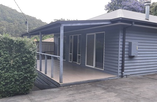 Warburton House | Perlend Retreat in Warburton