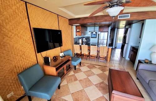 Makaha Condo | Permitted Hawaiian Princess condo on beach with sea turtles and amazing sunsets