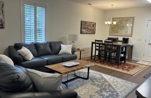 Whitemarsh Island Apartment | Perry Cove Retreat - Peaceful Creekside Guesthouse Near Historic Savannah and Beach