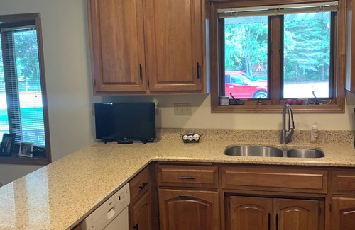 Ashwaubenon House | Personal Home Available for NFL Draft