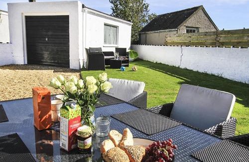 Edern House | Perthi