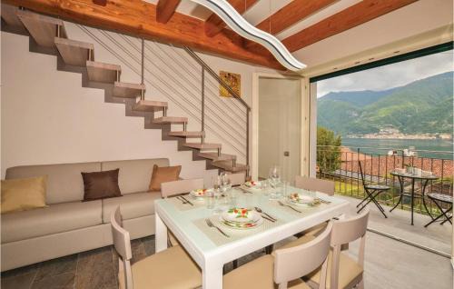 Lezzeno Apartment | Pescau House