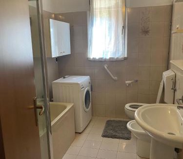 Peschiera del Garda Apartment | PeschieraView Apartment Ground Floor x4