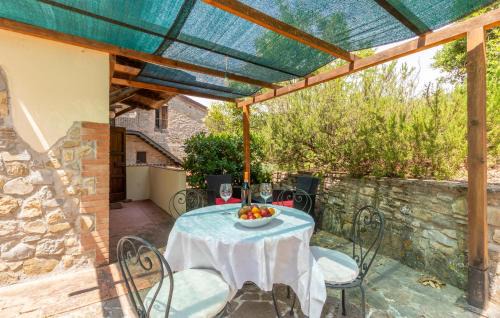 Monte Santa Maria Tiberina Apartment | Pet Friendly Apartment