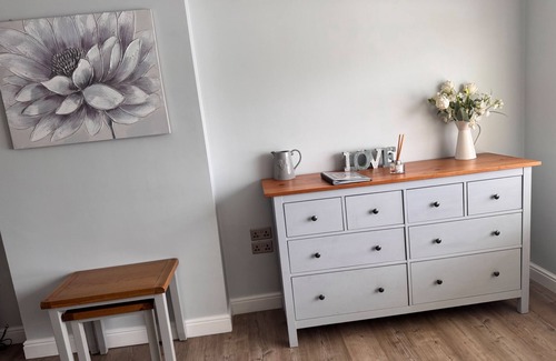 Heacham House | Pet-friendly - 2 Bedrooms Bungalow hot tub Parking