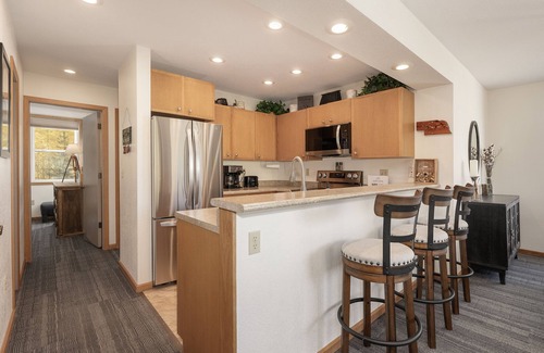 Winter Park Condo | Pet-friendly 2BR condo w/sauna & mountain views