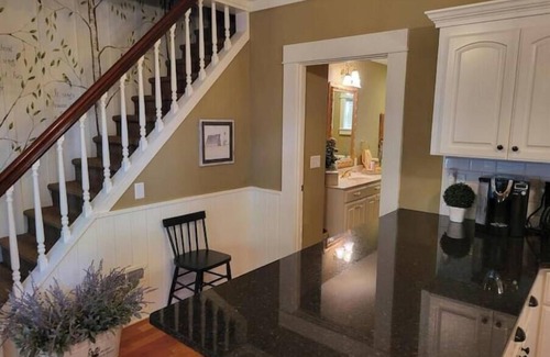Medford House | Pet friendly 3 Bedroom home near Jacksonville