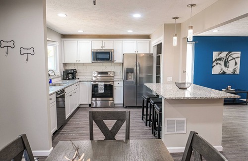 Millard House | Pet Friendly 3BR Home w/Private Deck + Puppy Shed