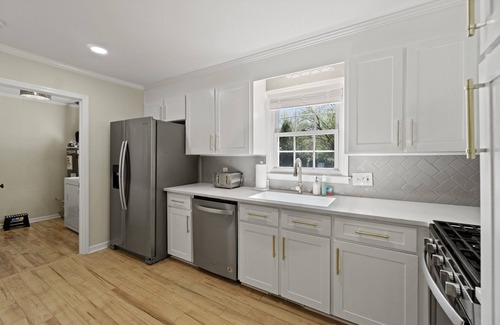 Conestee House | Pet-Friendly 4BR: Pool, Screen Porch, Fenced Yard